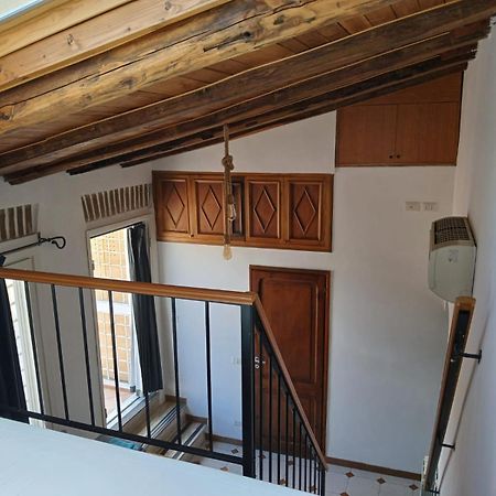 Attico Con Terrazza Santa Cecilia Apartman Róma Kültér fotó