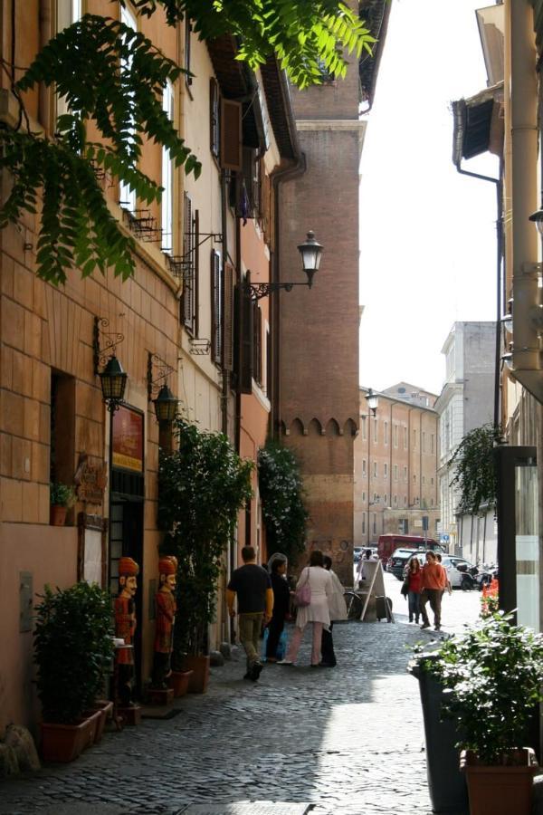 Attico Con Terrazza Santa Cecilia Apartman Róma Kültér fotó