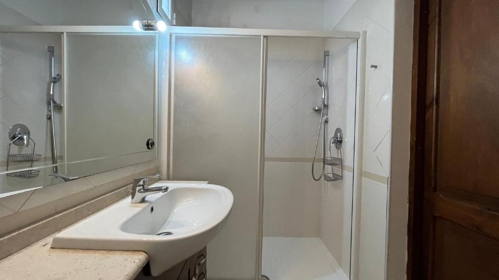 Attico Con Terrazza Santa Cecilia Apartman Róma Kültér fotó