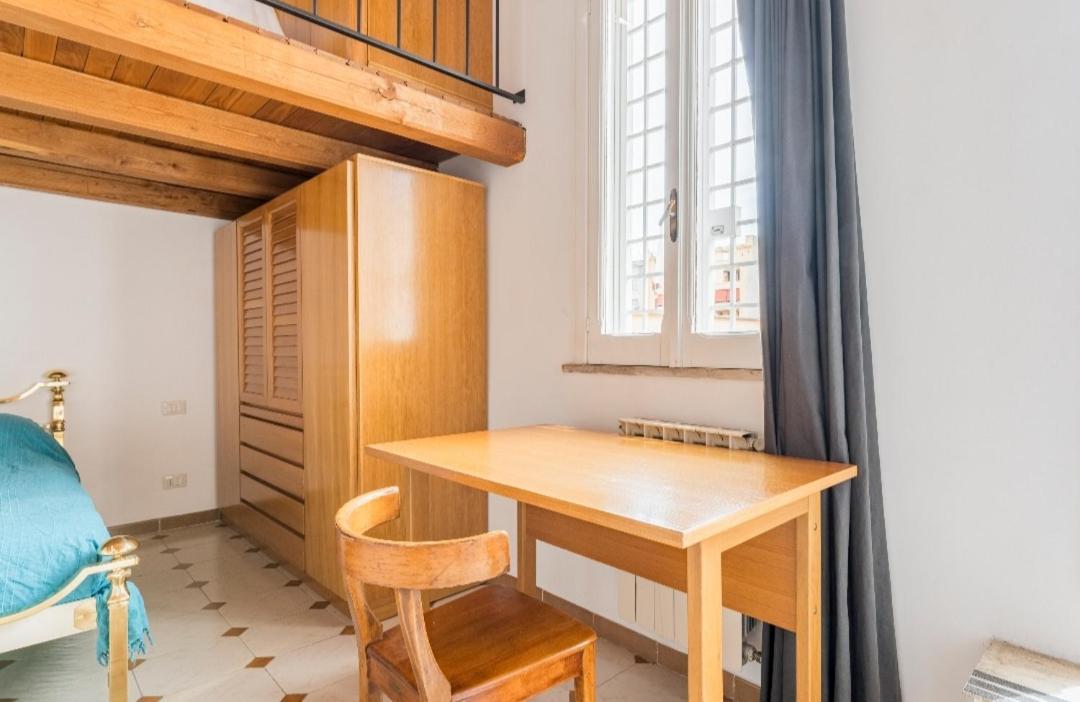 Attico Con Terrazza Santa Cecilia Apartman Róma Kültér fotó