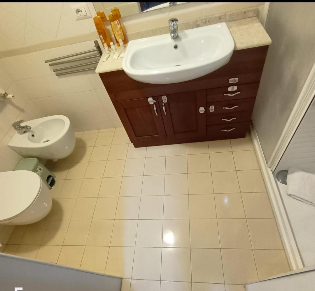 Attico Con Terrazza Santa Cecilia Apartman Róma Kültér fotó